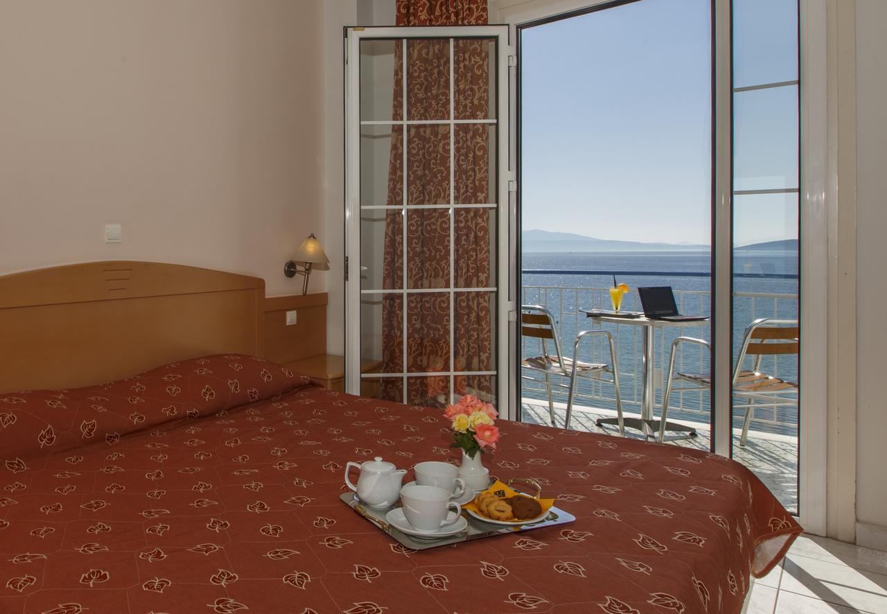 Hotel Tolo Luaran gambar