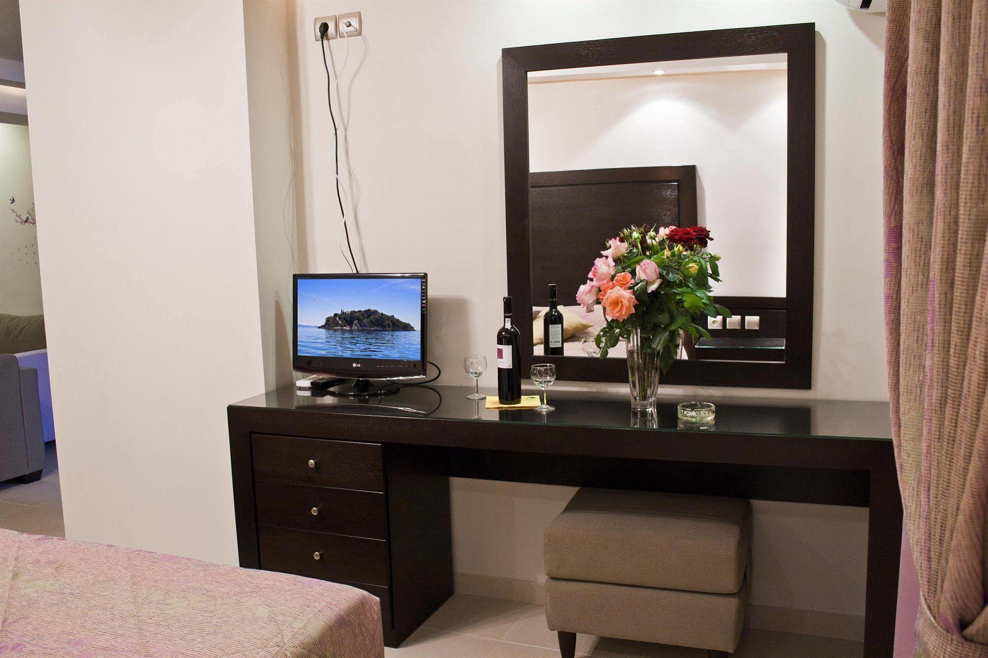Hotel Tolo Luaran gambar